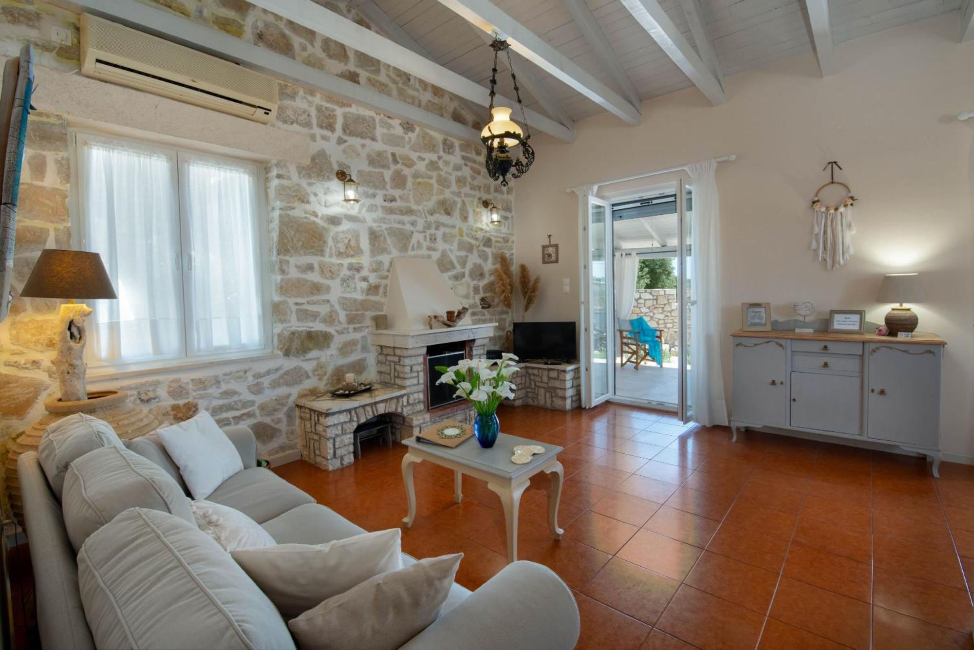 Villa Labovitsa Vlachopoulátika Exterior photo